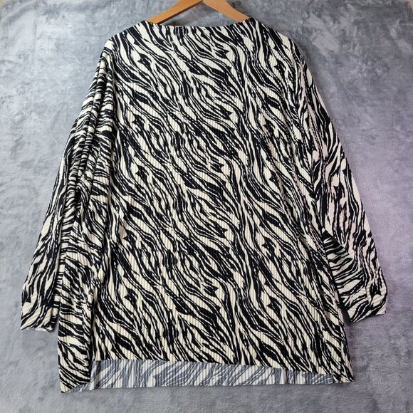 Draper's & Damon's Womens 1X Zebra Print Textured Long Sleeve Top‎ Black White - Picture 7 of 8